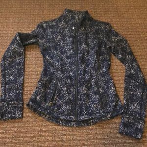LuLulemon size 4 jacket